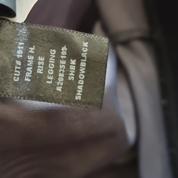 Koral Frame High Rise Leggings In Shadowblack - Picture 5 of 8